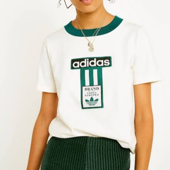 adidas Originals shortsleeve T-Shirt with Vintage Logo in off-white + green - Picture 2 of 11